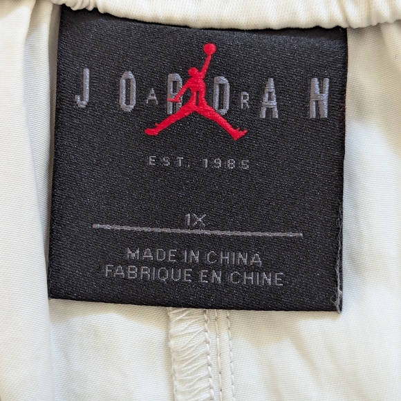 Air Jordan Cargo Pants - Picture 3 of 7